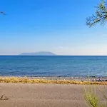 Sea Front Relaxing Holiday home *
