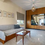 Sea Front Relaxing Holiday home