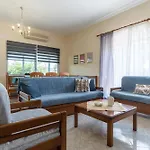 Sea Front Relaxing Holiday home *