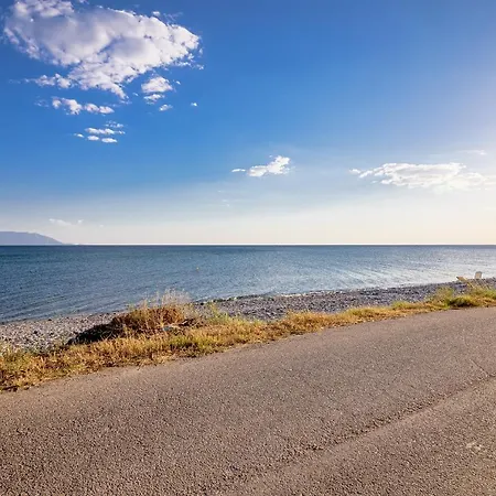 בית נופש Sea Front Relaxing *